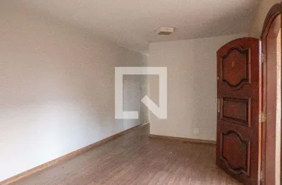 Casa com 3 quartos à venda na Rua Sepetiba, 498, Vila Romana, São Paulo