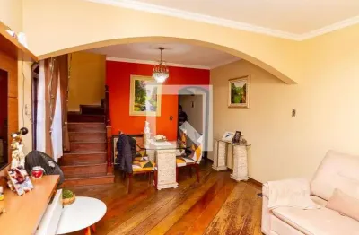 Casa com 3 quartos à venda na Rua Cachoeira Escura, 78, Cidade Patriarca, São Paulo