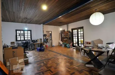 Casa com 5 quartos à venda na Rua Padre Justino, 377, Butantã, São Paulo