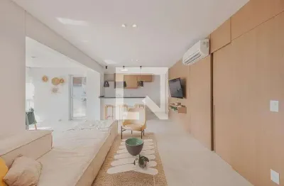 Apartamento com 2 quartos à venda na Rua Eugênio de Medeiros, 601, Pinheiros, São Paulo