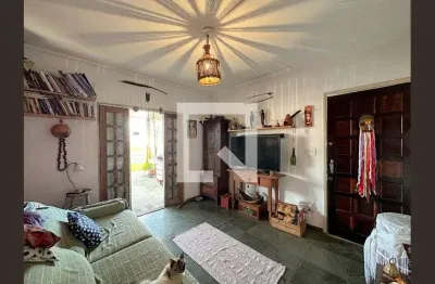 Casa com 2 quartos à venda na Rua Félix Della Rosa, 669, Vila Romana, São Paulo