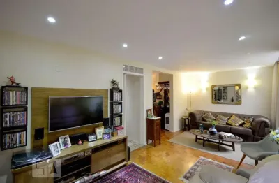 Casa com 4 quartos à venda na Rua Guinle, 209, Cambuci, São Paulo