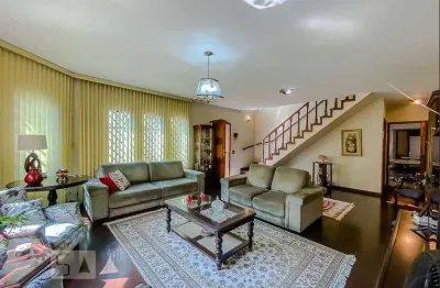 Casa com 4 quartos à venda na Rua Queriri, 92, Vila Carrão, São Paulo