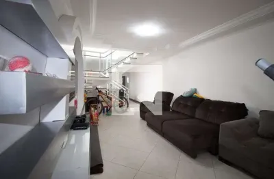 Casa com 3 quartos à venda na Rua Santo Antônio do Aventureiro, 279, Ponte Rasa, São Paulo