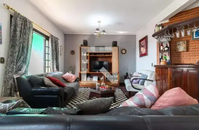 Casa com 4 quartos à venda na Rua André Bernardes, 287, Vila Jacuí, São Paulo