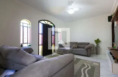 Casa com 4 quartos à venda na Rua Ecoporanga, 147, Vila Jacuí, São Paulo