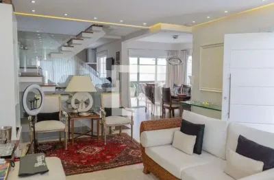 Casa com 5 quartos à venda na Rua Professor Wlademir Pereira, 87, Cidade São Francisco, São Paulo