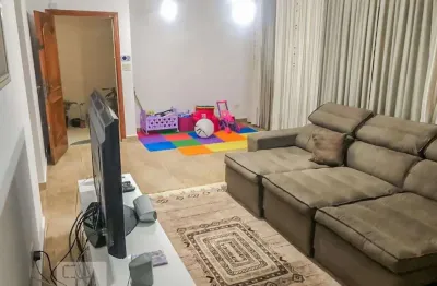 Casa com 4 quartos à venda na Rua Jorge Moreira, 160, Cambuci, São Paulo