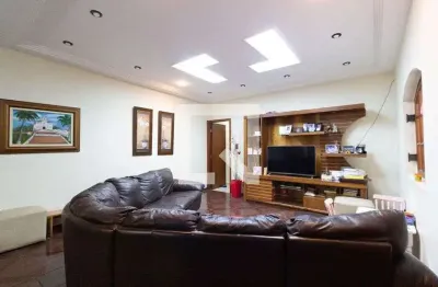 Casa com 5 quartos à venda na Rua Itaúna, 935, Vila Maria, São Paulo