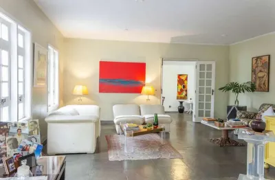 Casa com 3 quartos à venda na Rua Jabá, 58, Real Parque, São Paulo