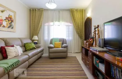 Casa em condomínio fechado com 3 quartos à venda na Rua Arcoverde, 230, Vila Guilhermina, São Paulo