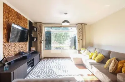 Casa com 3 quartos à venda na Rua Perucaba, 56, Vila Carrão, São Paulo