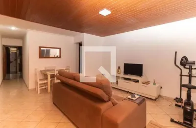 Casa com 2 quartos à venda na Rua Sanches Brandão, 67, Cambuci, São Paulo