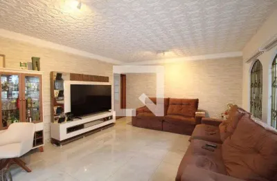 Casa com 3 quartos à venda na Rua Omachá, 254, Vila Ré, São Paulo