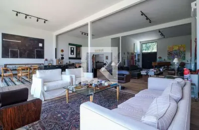 Casa com 2 quartos à venda na Rua General Euclides Figueiredo, 221, Morumbi, São Paulo