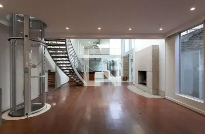 Casa com 3 quartos à venda na Rua Primavera, 106, Jardim Paulista, São Paulo