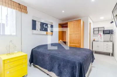 Casa com 1 quarto à venda na Rua Antônio Vieira de Medeiros, 93, Pinheiros, São Paulo