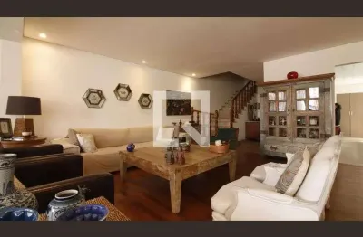 Casa com 3 quartos à venda na Avenida Piassanguaba, 380, Moema, São Paulo