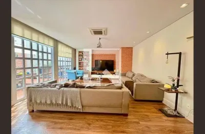 Casa com 3 quartos à venda na Rua Teviot, 192, Vila Nova Conceição, São Paulo