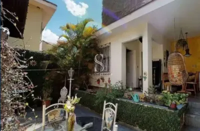 Perdizes - casa residencial de 254m² com 5 dormitórios, 3 suítes, edícula e 3 vagas.