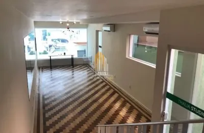 Vila olímpia - casa de 200m² com 3 dormitorios, 4 banheiros e 4 vagas.