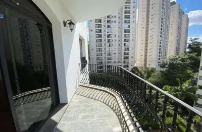 Condomínio Isabelle no Morumbi, Apartamento de 340m² com 4 dormitórios, 2 suítes e 5 vagas.