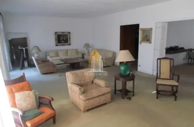 Apartamento de 300m² com três suítes, cinco banheiros e três vagas á venda no jd paulista apartament