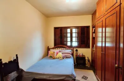 Casa de vila de luxo com 5 quartos e 4 suítes no Morumbi, São Paulo - SP: 600m² de puro requinte!