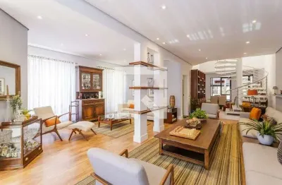 Casa com 4 quartos à venda na Alameda dos Guainumbis, 1306, Moema, São Paulo