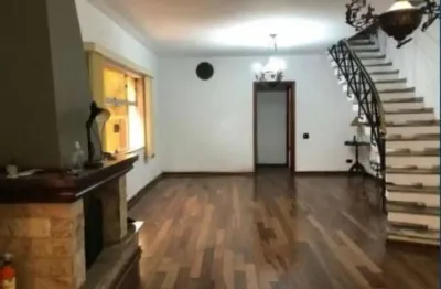 Pompéia, sobrado residencial de 276m² com 3 dormitórios, 1 suíte, 2 vagas.