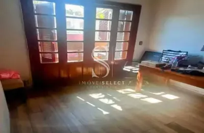 Morumbi, casa de 455m², 4 dormitórios sendo 2 suítes, 4 salas, e 4 vagas à venda.