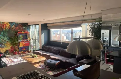 Cobertura triplex á venda na vila andrade, com 3 dormitórios, sendo 1 suíte e 4 vagas.