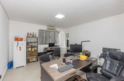 Imperdível oportunidade: casa à venda em são paulo-sp, bairro ipiranga! 4 quartos, 1 suíte, 4 salas, 4 banheiros, 2 vagas, 213m².
