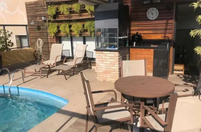 Cobertura à venda no Brooklin Paulista com 3 quartos, 1 suíte, 2 salas, 4 banheiros, 3 vagas de garagem e 209m² de área.