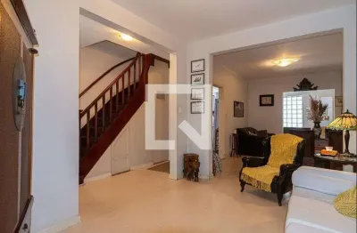 Casa com 3 quartos à venda na Rua Carlos Sampaio, 242, Bela Vista, São Paulo