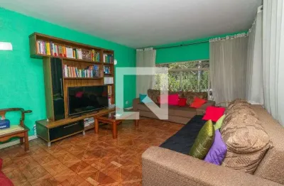 Casa com 5 quartos à venda na Rua Ajuricaba, 239, Vila Romana, São Paulo