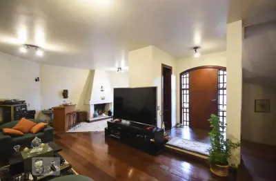 Casa em condomínio fechado com 3 quartos à venda na Passagem Símbolo, 446, Panamby, São Paulo