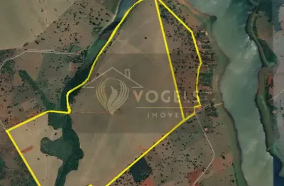 Fazenda à venda no Centro, Santa Vitória 