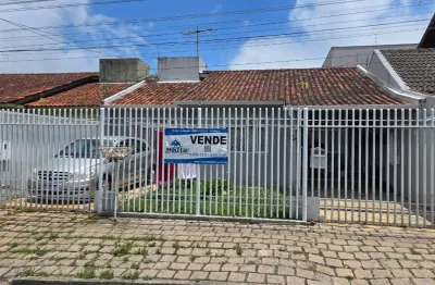 Procurando um imóvel   a poucos minutos do centro , olha está  ótima residência em alvenaria  toda em laje medindo 95m²