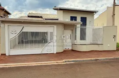 Casa à venda em Artur Nogueira, Jardim Europa, com 3 quartos, com 147.7 m²