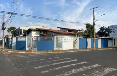 Casa à venda em artur nogueira, centro, com 3 quartos, com 220 m²