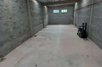 Galpão para alugar, 600 m² por r$ 14.000/mês - embu colonial - embu das artes/sp