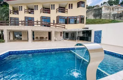 Casa de alto padrão em condomínio na freguesia - jacarepaguá