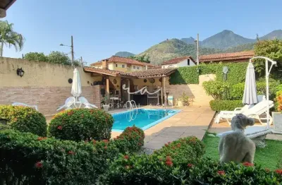 Casa duplex no condomínio bosque dos esquilos  - 3 suites  364m2)