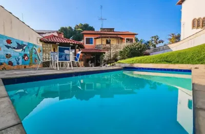 Casa à venda em jacarepaguá. próxima ao park shopping jacarepaguá!