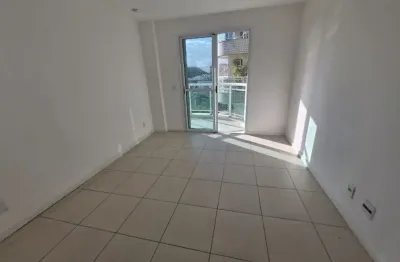 Apartamento na freguesia - 2 quartos com suíte e closet - infraestrutura de lazer