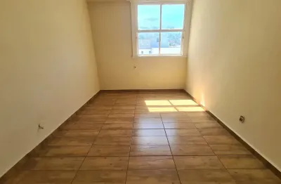 Apartamento aconchegante no catete quarto e sala com 37m2, próximo ao largo do machado