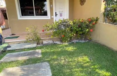 Casa duplex em condomínio fechado no Pechincha com 74 m2 e 2 suítes