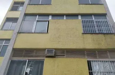2 quartos, 68m², área de serviço, dependência, localizado na dois de julho