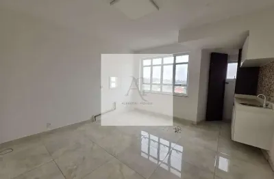 Sala comercial com 3 salas para alugar na Rua Nossa Senhora da Lapa, 671, Lapa, São Paulo